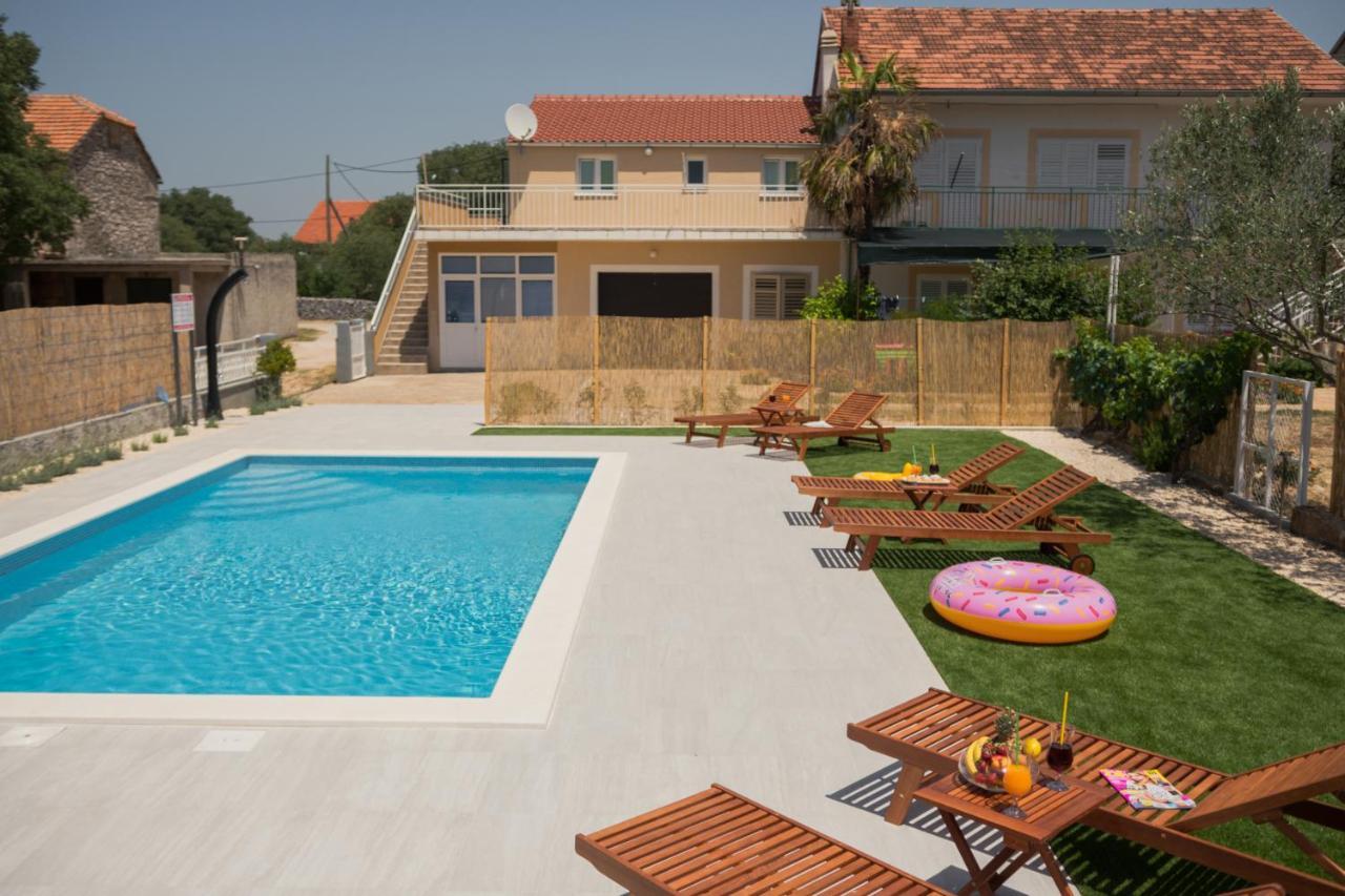 Apartments Brkic Лозовац Екстериор снимка