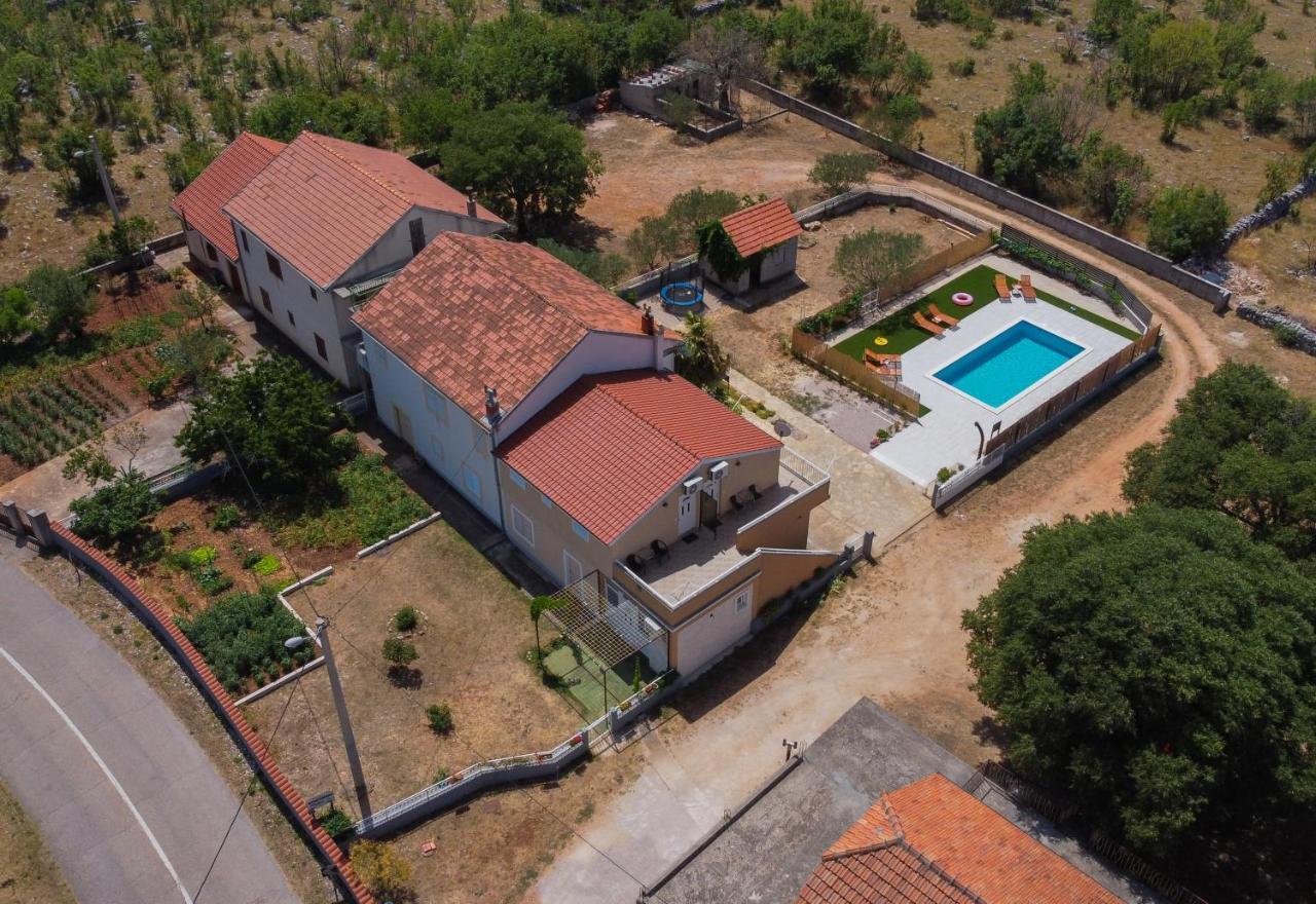 Apartments Brkic Лозовац Екстериор снимка